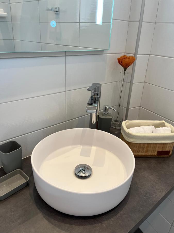Meteorito Central Apartment Калампака Екстериор снимка