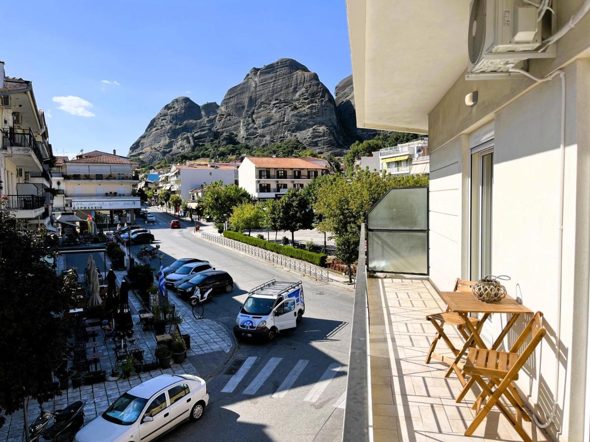 Meteorito Central Apartment Калампака Екстериор снимка