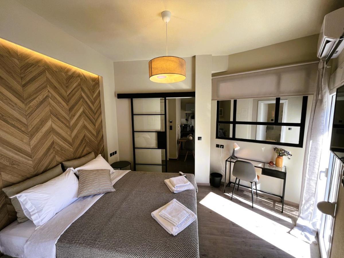 Meteorito Central Apartment Калампака Екстериор снимка