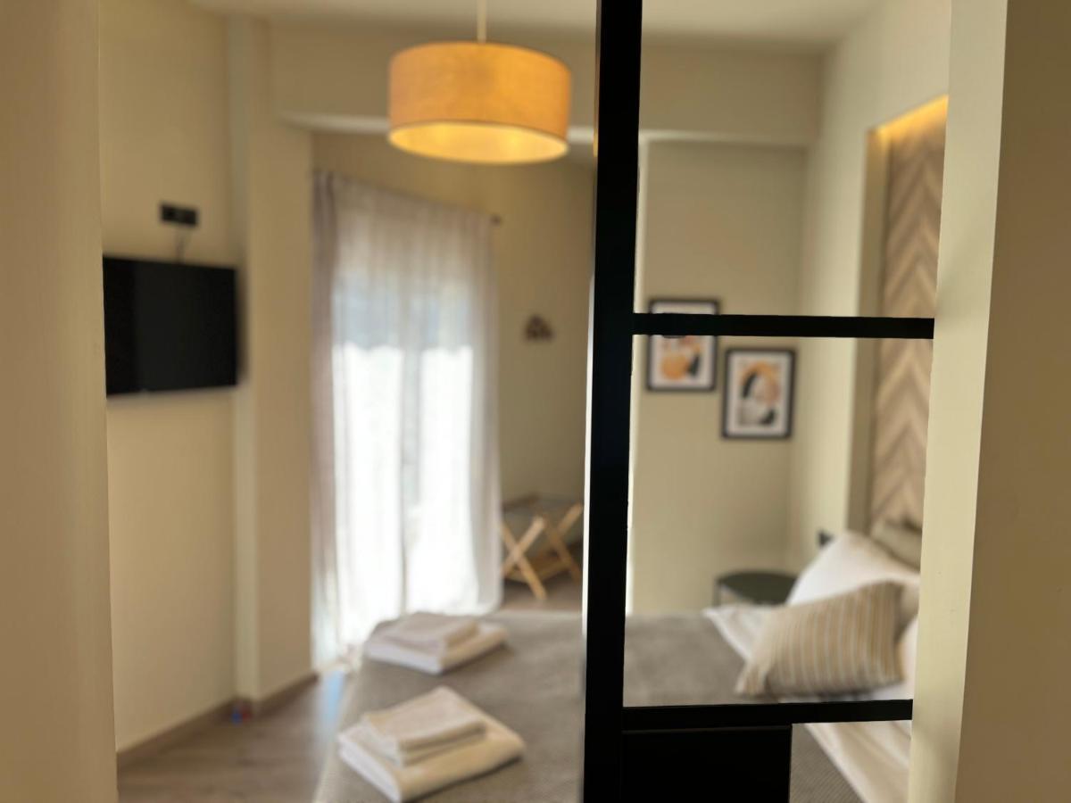 Meteorito Central Apartment Калампака Екстериор снимка